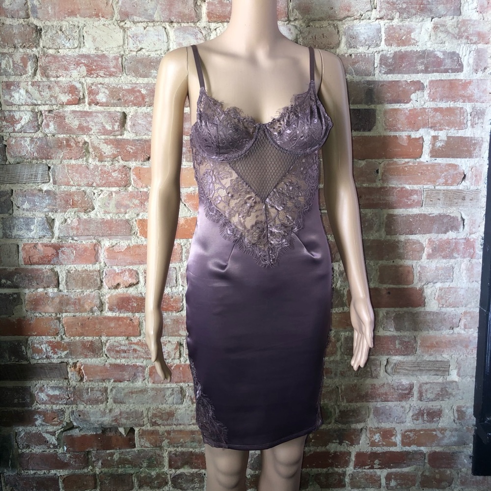 Size S fashion nova dress NWOT